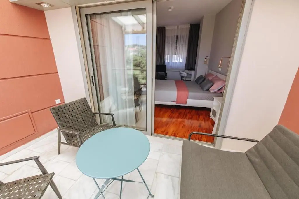 Varkiza Escape Residence