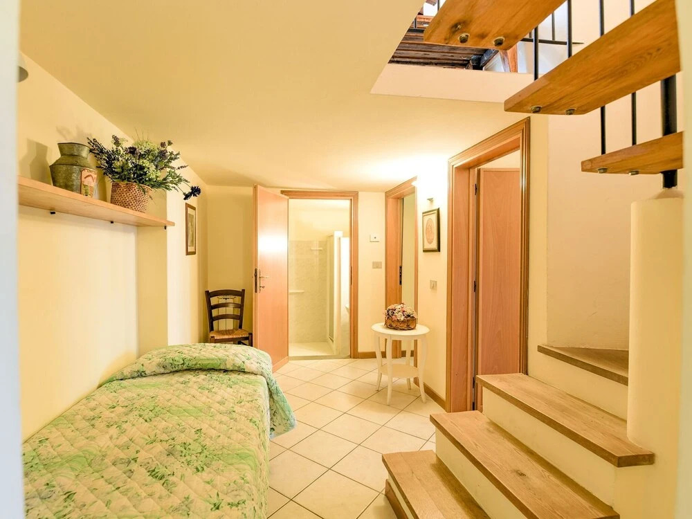 Peaceful Holiday Home in Lamporecchio With Pool