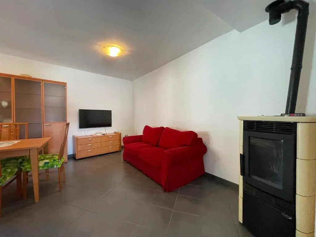 Modern apartment in Sorico - Larihome A10