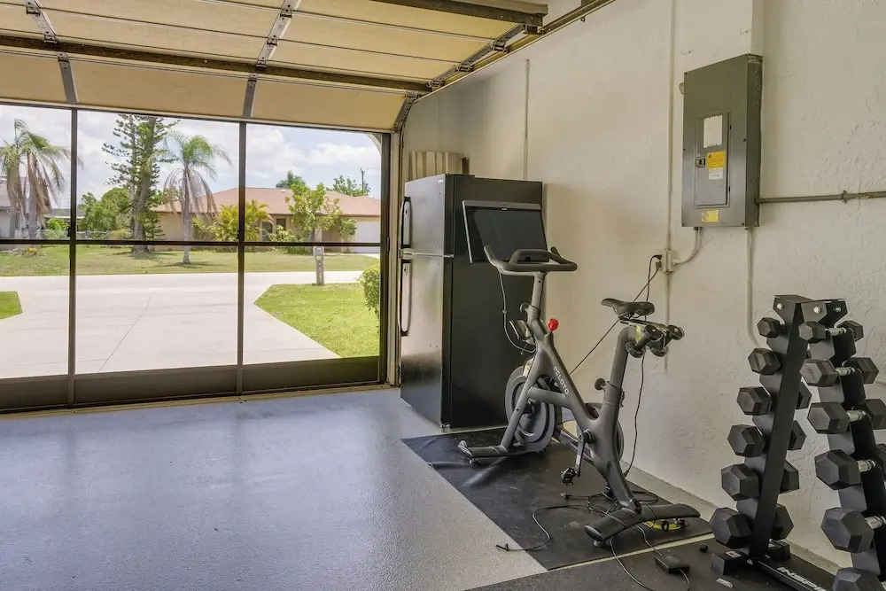 Lanai & Pool: Waterfront Cape Coral Home!