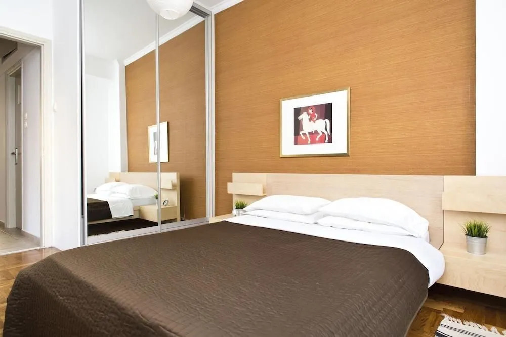 Kallimarmaro Apartment