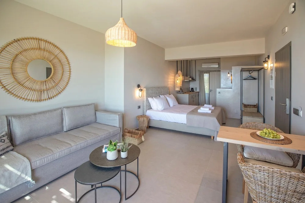 Ammos Suite-Grand Blue Beach Residence