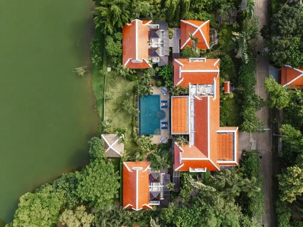 Famous Baan Bua Luxury Estate V238