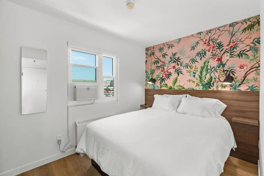 Uptown Inn by Vantaggio - Limited Service Apart-Hotel