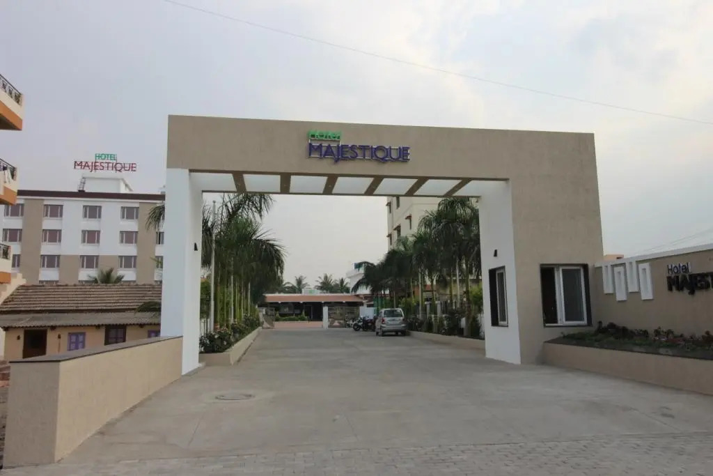 Hotel Majestique pune