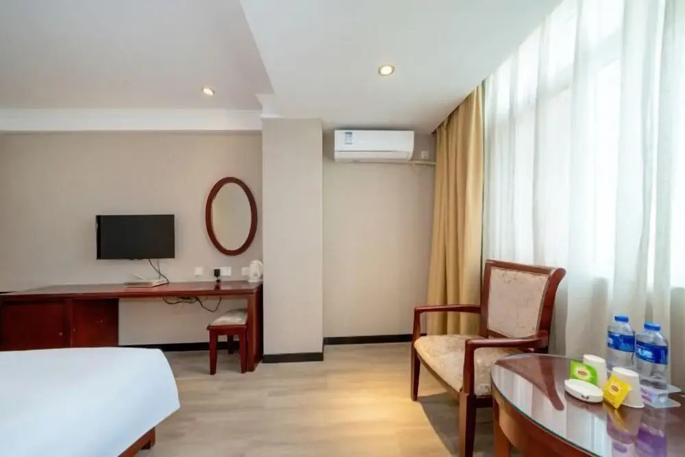 GreenTree Inn NanNing LangDong Hotel