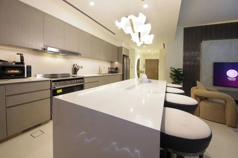 3BHK Sea View Near Palm Jumeirah Avani