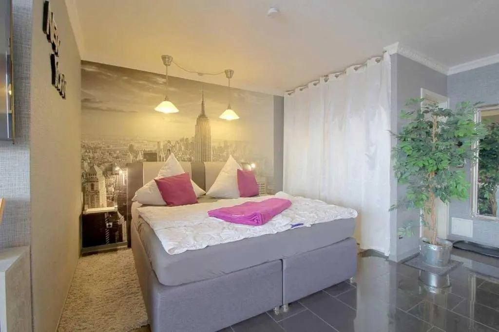 Apartment 475