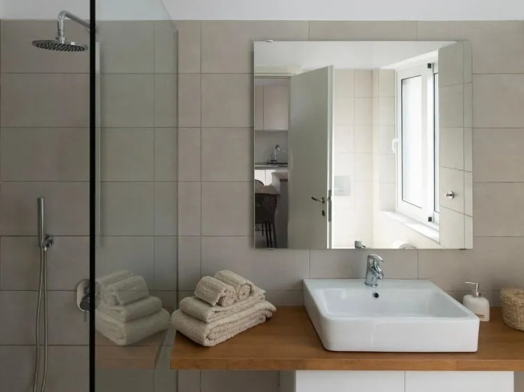 WeCrete - East
