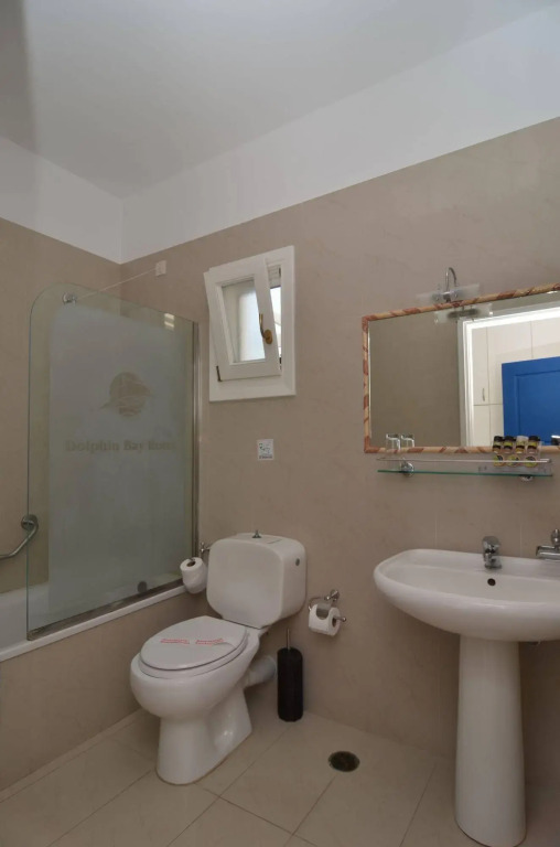 Dolphin Bay Seaside Resort & Suites