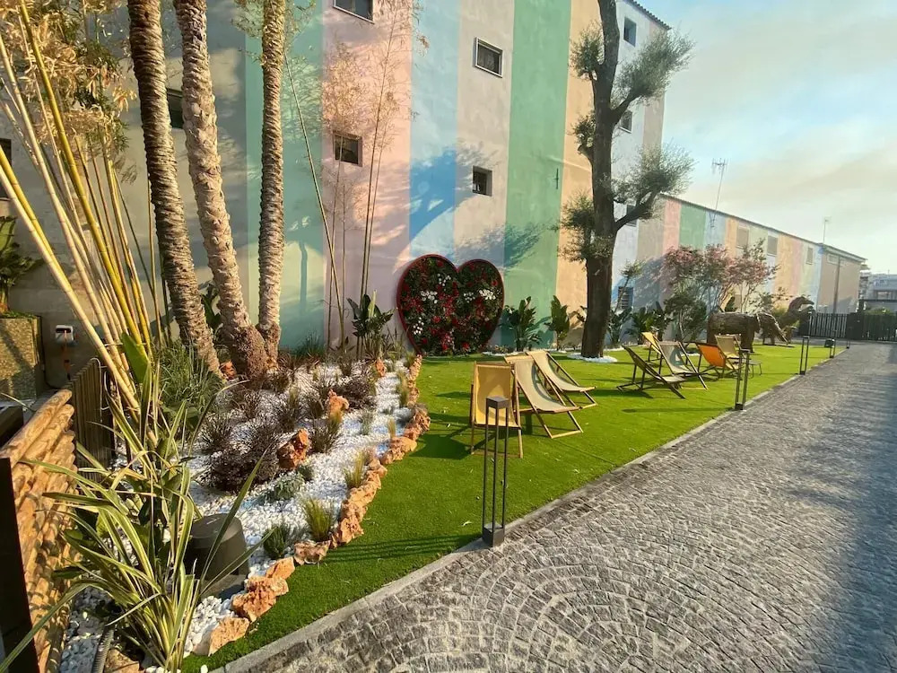 Paradisea club and residences