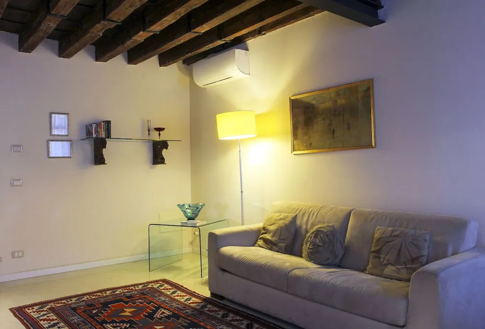 Sarai Apartments