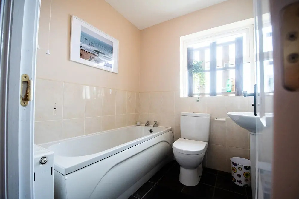 Modern Central Three Bedroom House