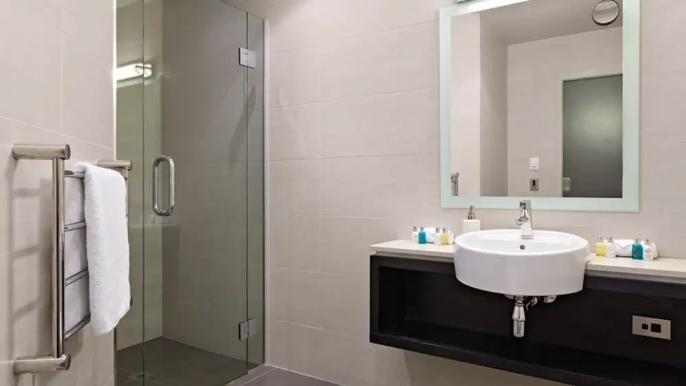 Luxury 4 Bedroom Villa in New Zealand, Queenstown Villa 1007