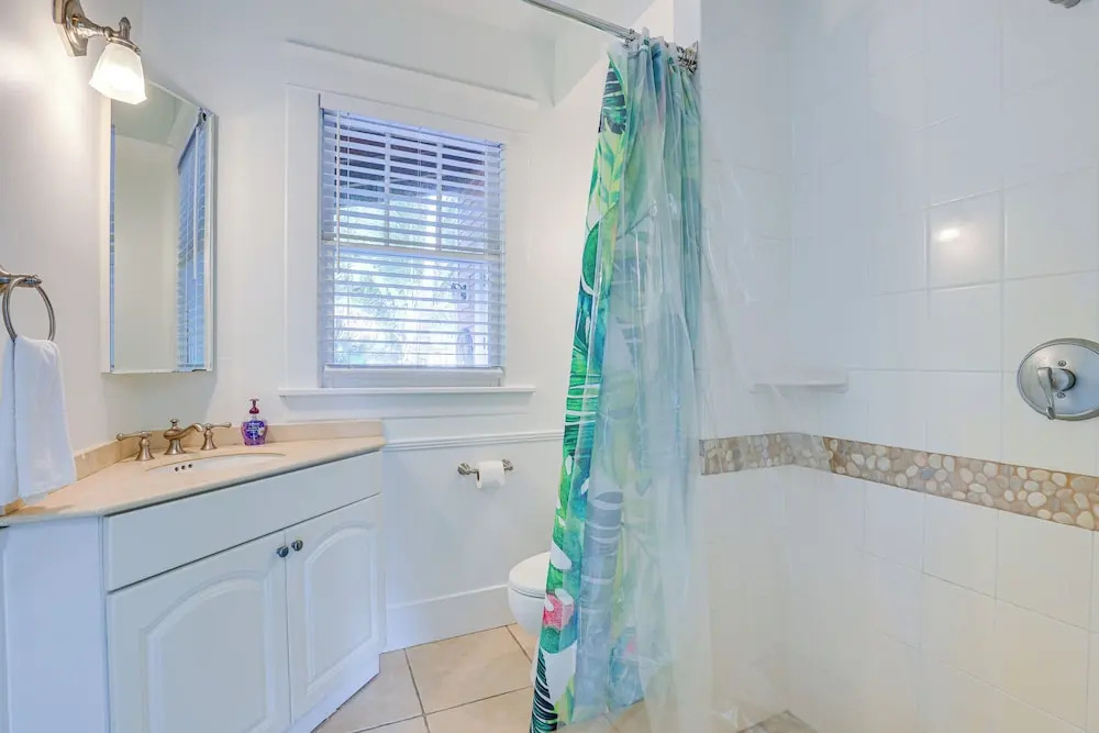 Palm City Home w/ Pool & Florida Room - Near Golf
