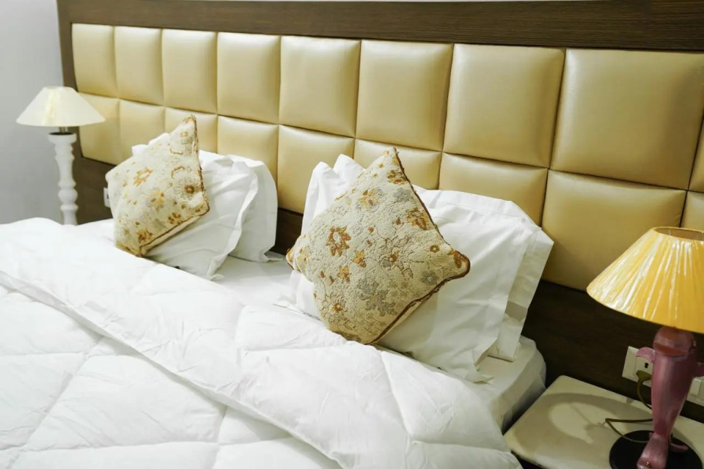Lime Tree Service Apartment - Near Artemis Hospital ,Gurgaon