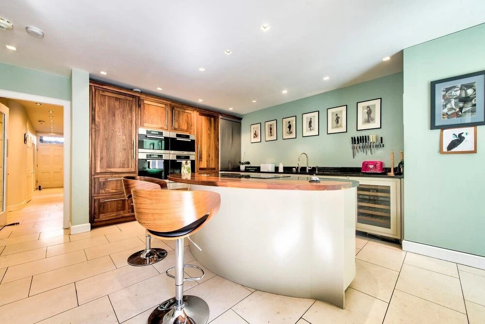 Historic City Centre Georgian Townhouse Free Parking And Garden