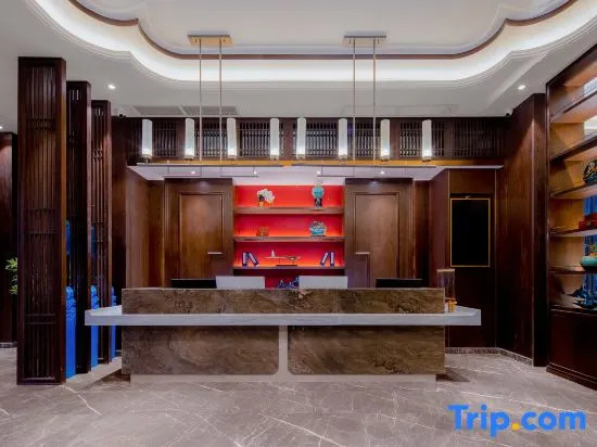 Till Bright Hotel, Changsha Railway College Metro Station