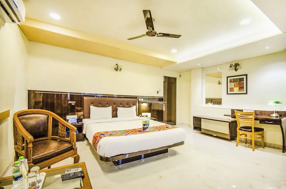 OYO Rooms Pimpri Finolex Chowk