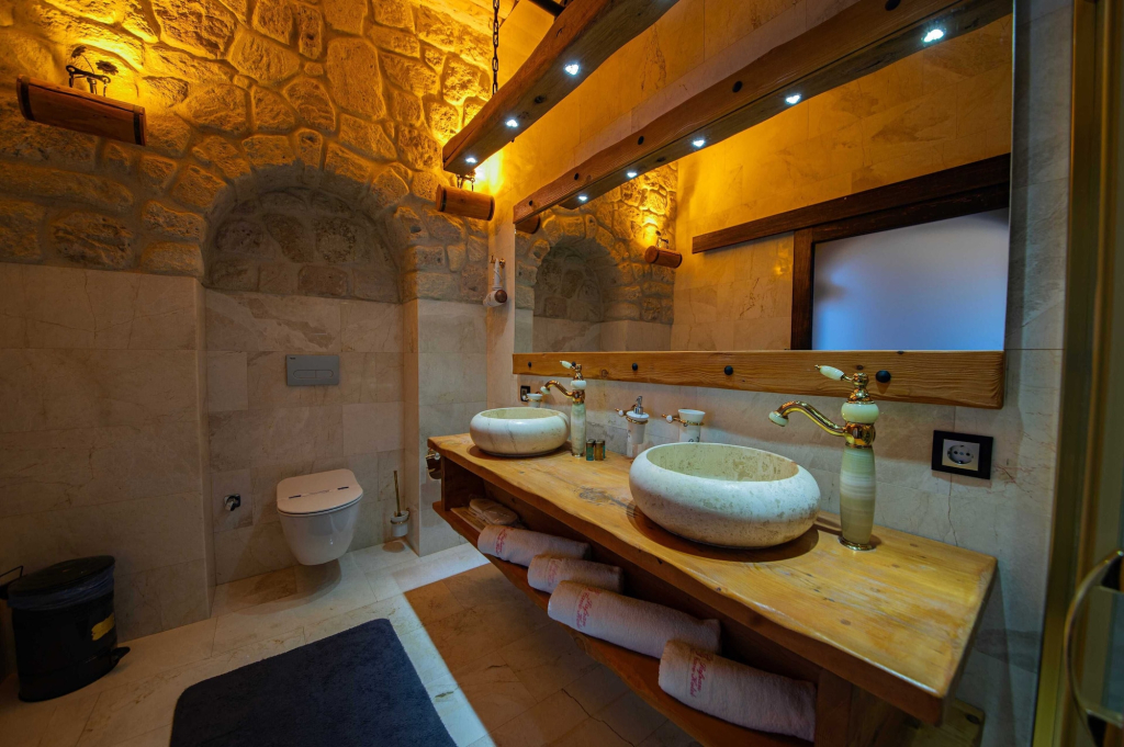 Safran Cave Hotel