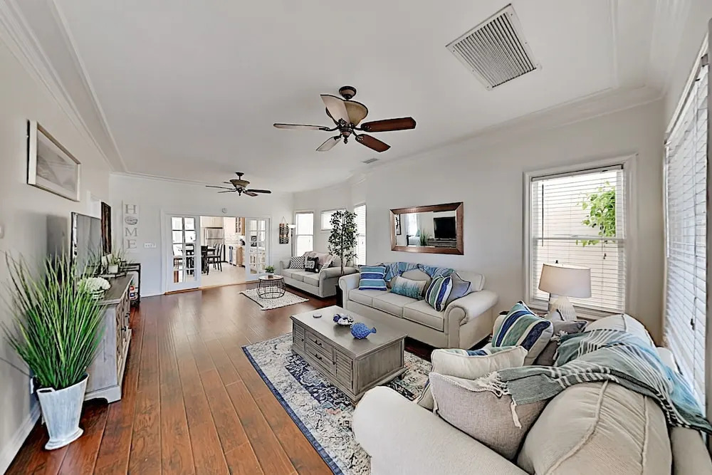 130wfigu 2 Bedroom Home