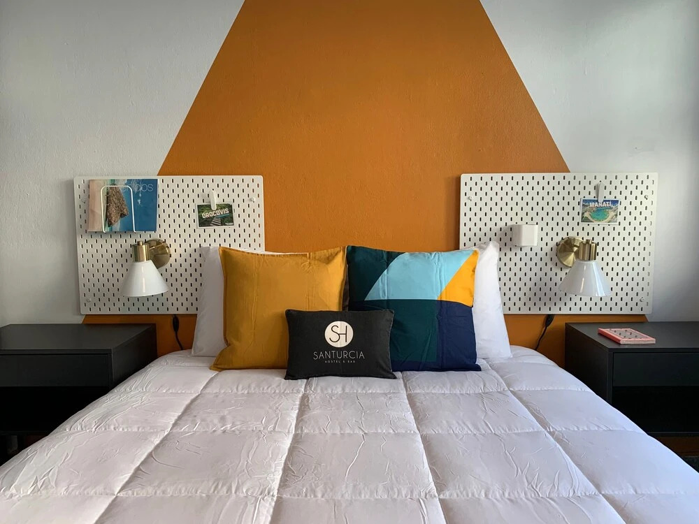 Santurcia Hostel & Bar