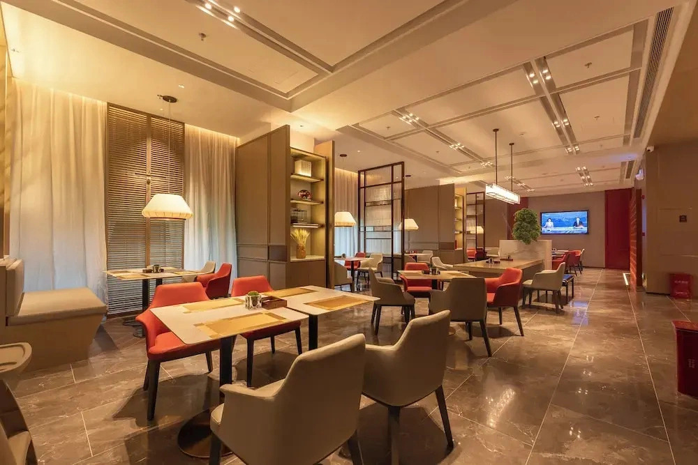 ECHENG Hotel, Jianghan Road Pedestrian Street, Wuhan River Beach