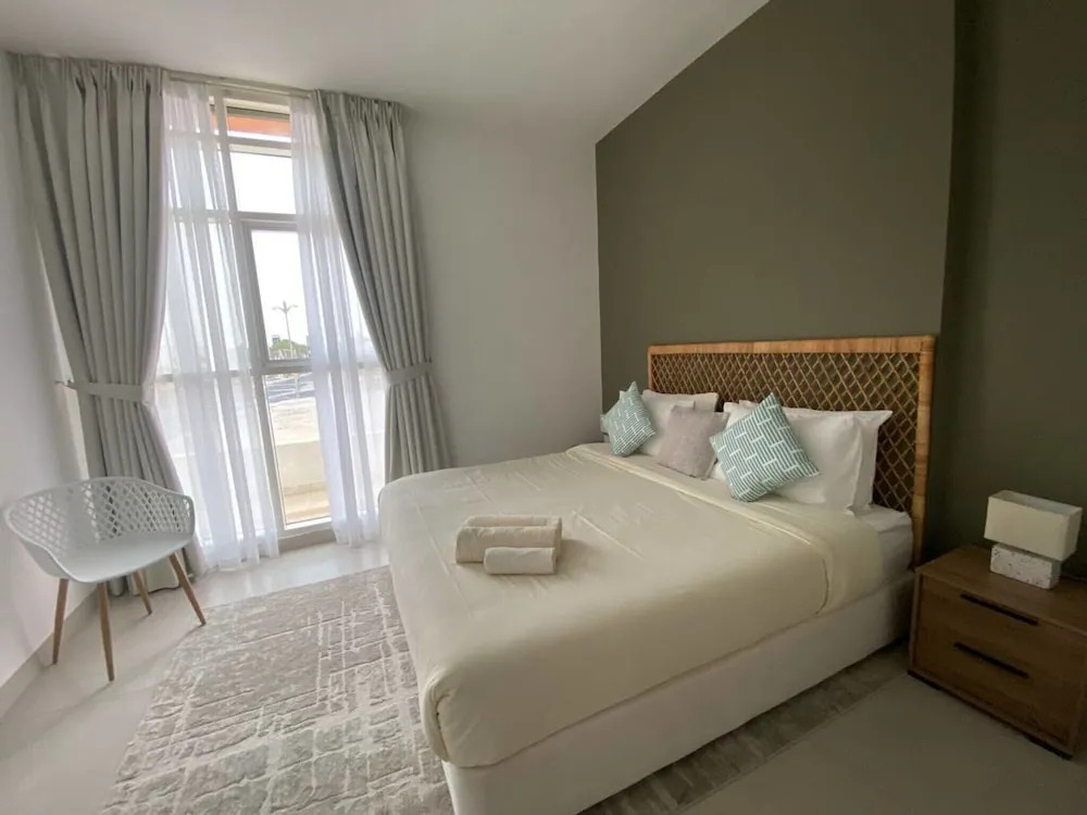 Refined Classy 3 Bedroom Apartment in Jumeirah