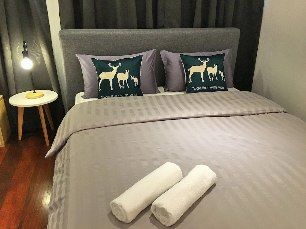 iBook7 - 2 Bedroom Gurney Studio Suite by iBook Homestay