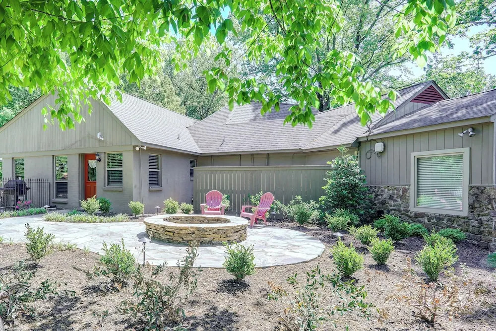 18 Mi to Dtwn Memphis: Oasis on 8 Acres!