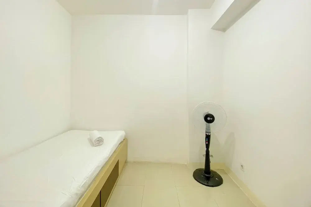 Comfort Living And Modern 2Br At Bassura City Apartment