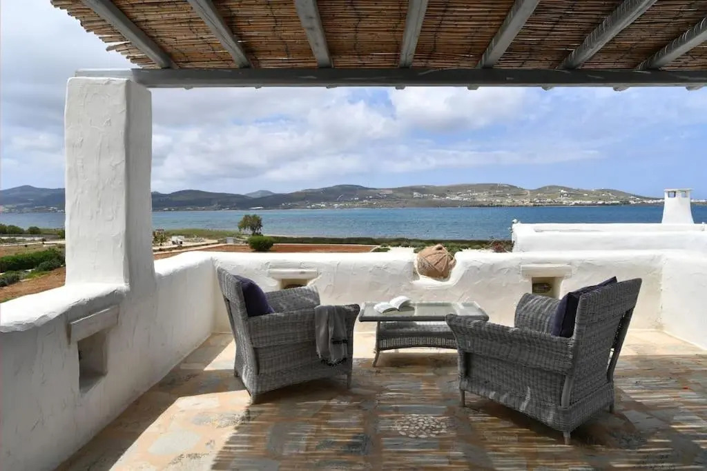 Sunray Pounta Paros Beachfront Villa near Kitesurf