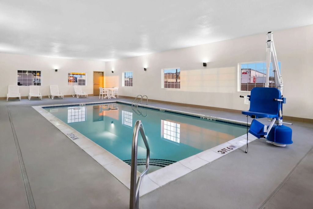 Microtel Inn & Suites by Wyndham Sweetwater