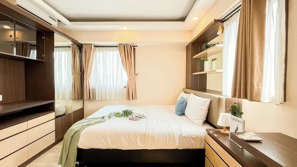 Good Deal 2Br Apartment At The Wave Kuningan