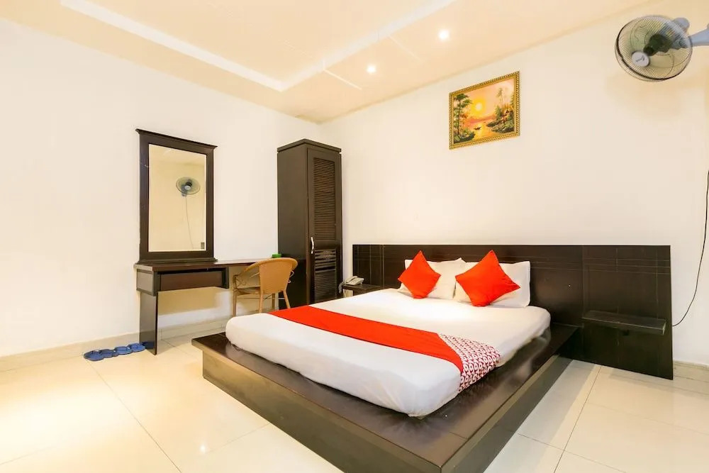 OYO 423 Khanh Ngoc Hotel
