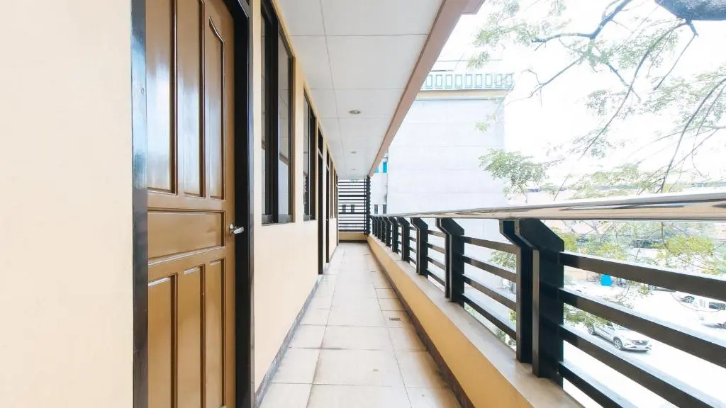 Arzo Hotel Grand Lodge
