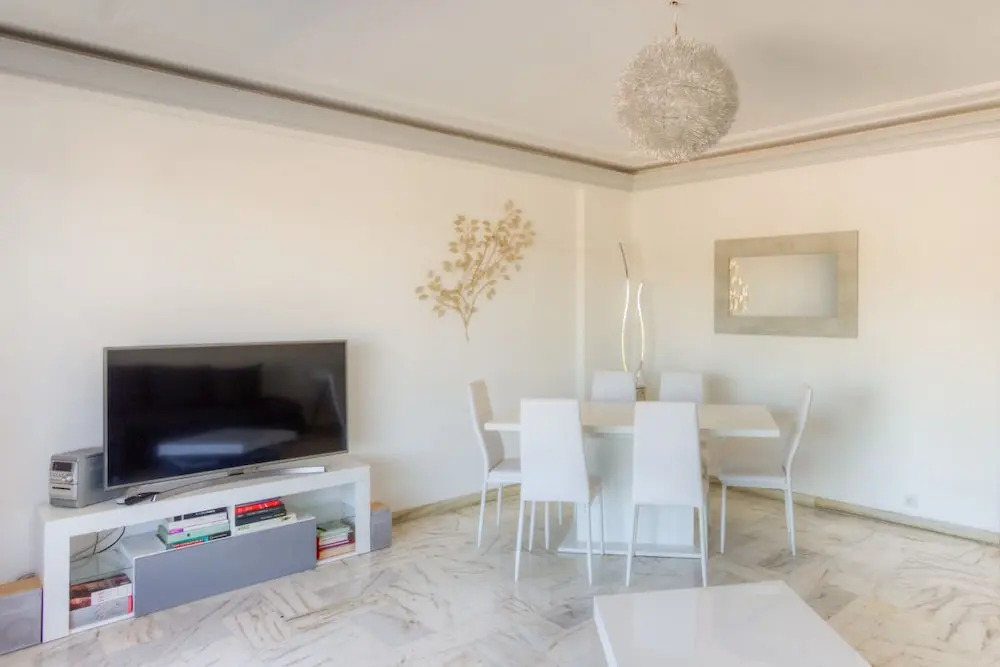 Velasquez - Wonderful Appartment 1 Bedroom With Ocean View & Free Parking