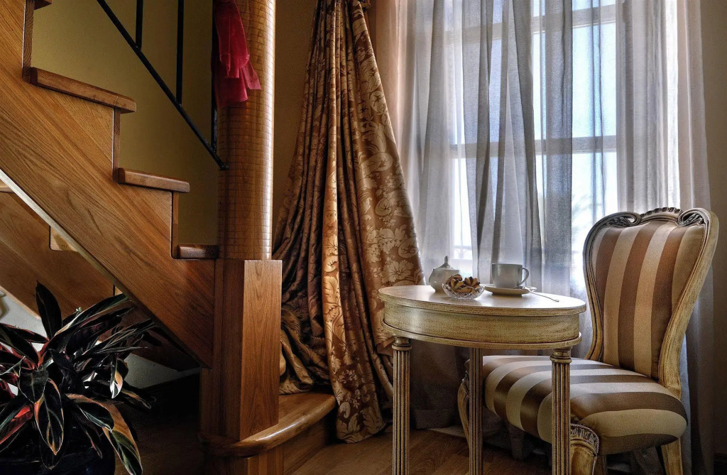 Civitas Suites Hotel