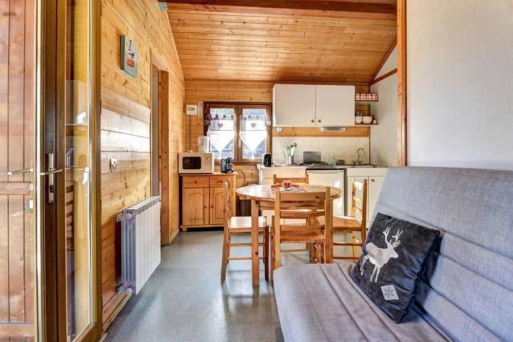 LA FERME de BELLINE Chalets ou Gîtes