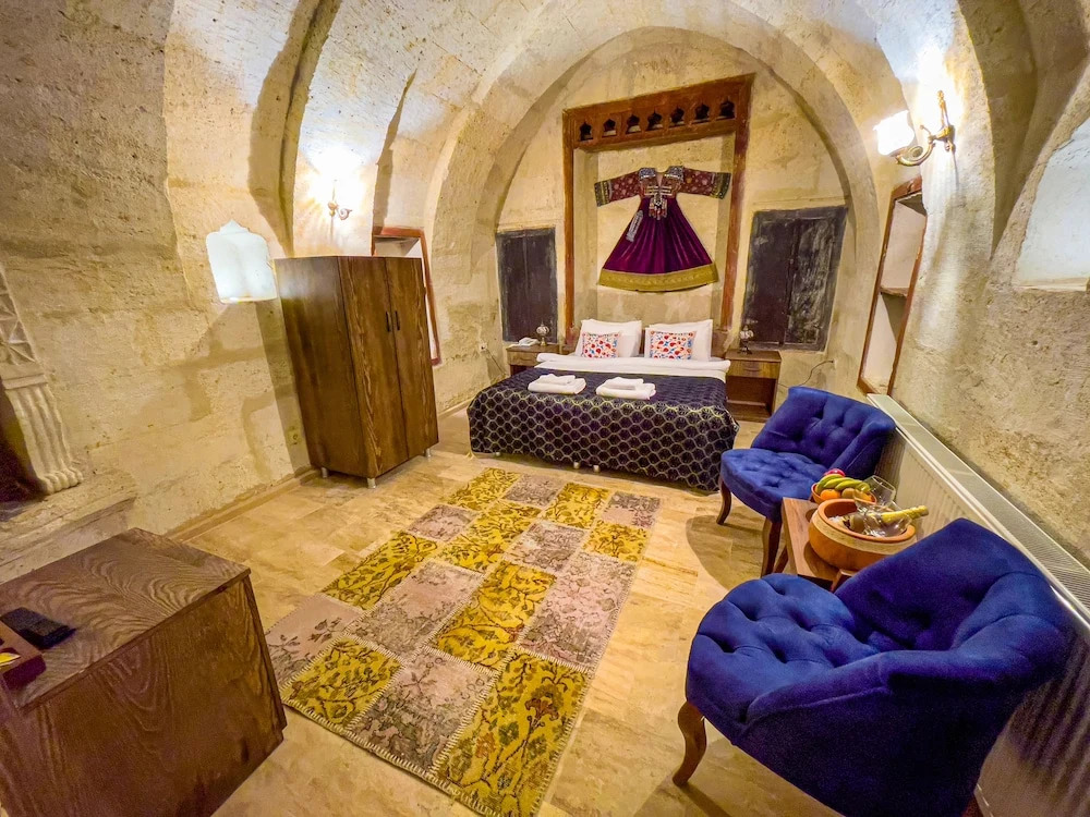 Heritage Cave Suites