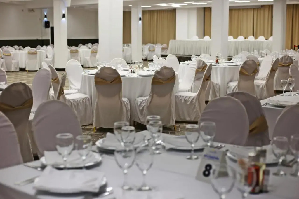 Hotel Metropol   Metropol Lake Resort
