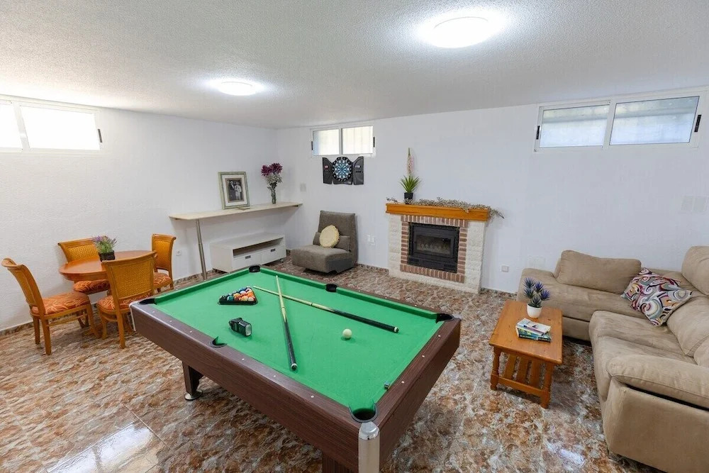 Fidalsa Grand White House