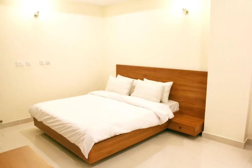 Executive Lodges