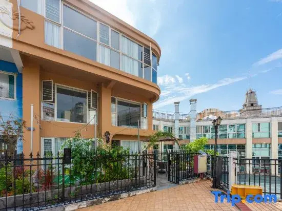 Slow Time Xiaozhu Homestay(Zhongshan Road Ferry Terminal Store)