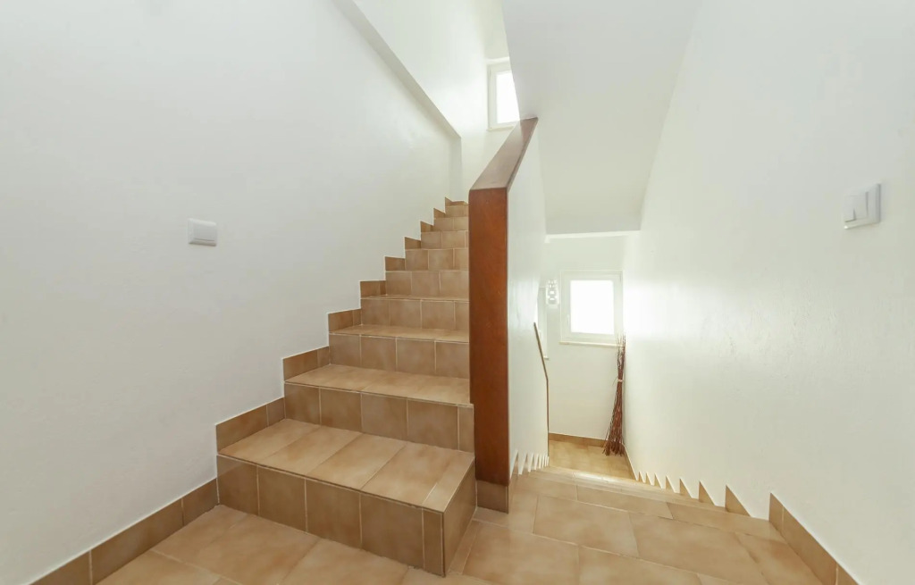 C06 - Water Tower Townhouse