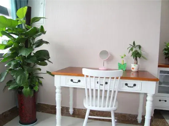 Blueberry apartment chain (qiluyuan Plaza store)