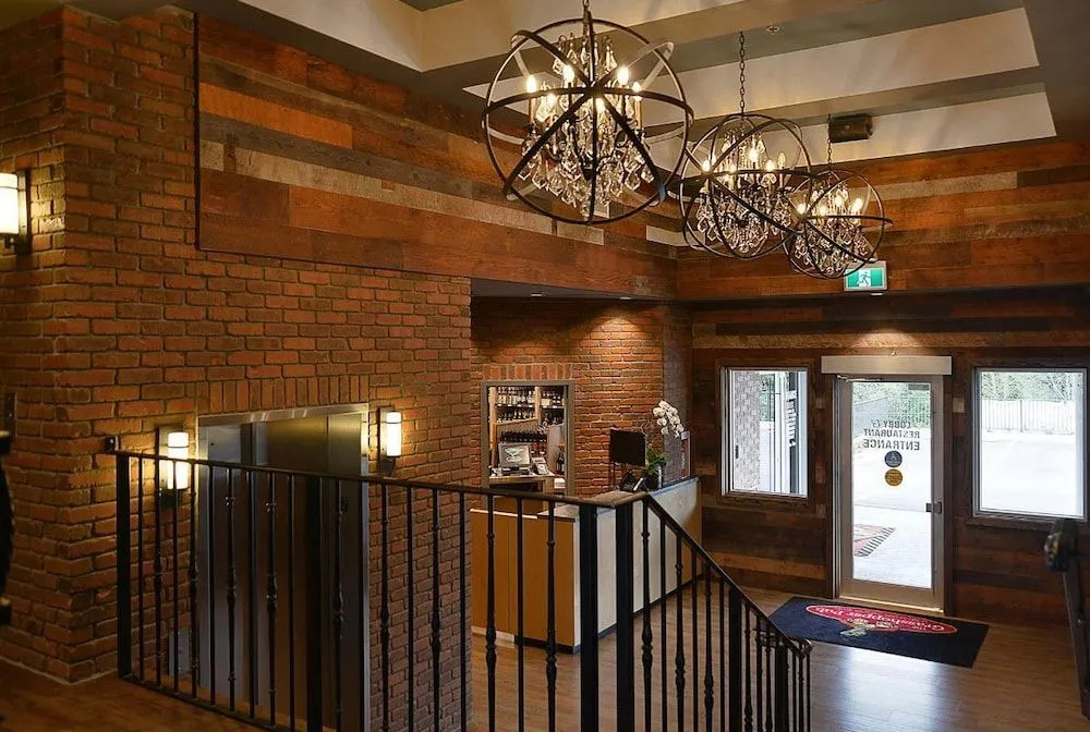 Pender Harbour Hotel