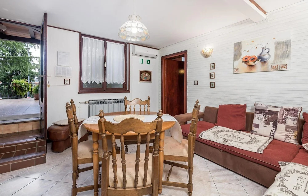 Awesome Apartment in Opatija With Wifi and 1 Bedrooms