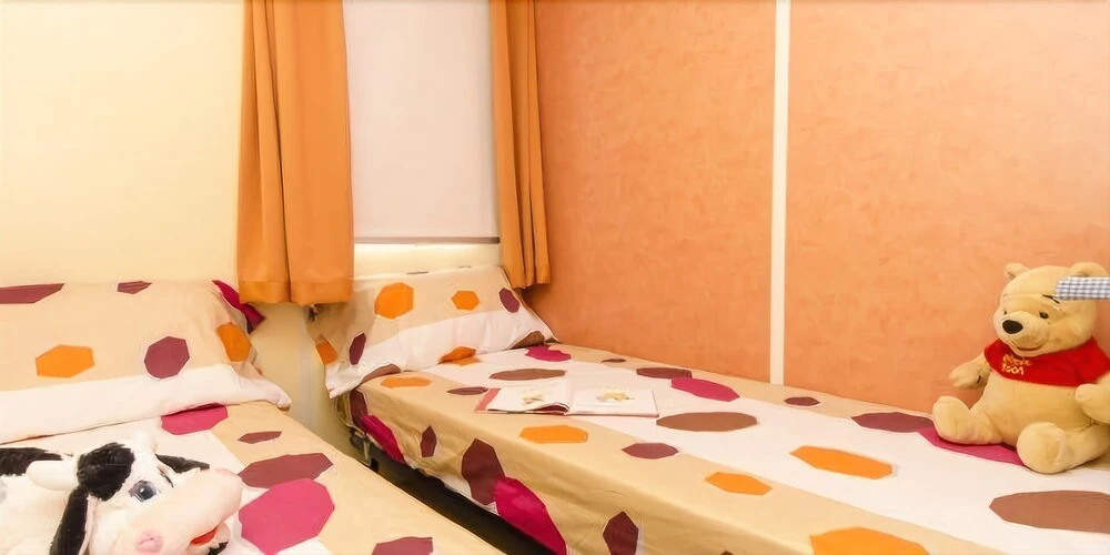 Camping Derby Loredo by Mola