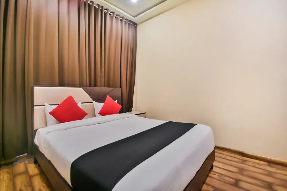 Capital O 40626 M3 Hotel